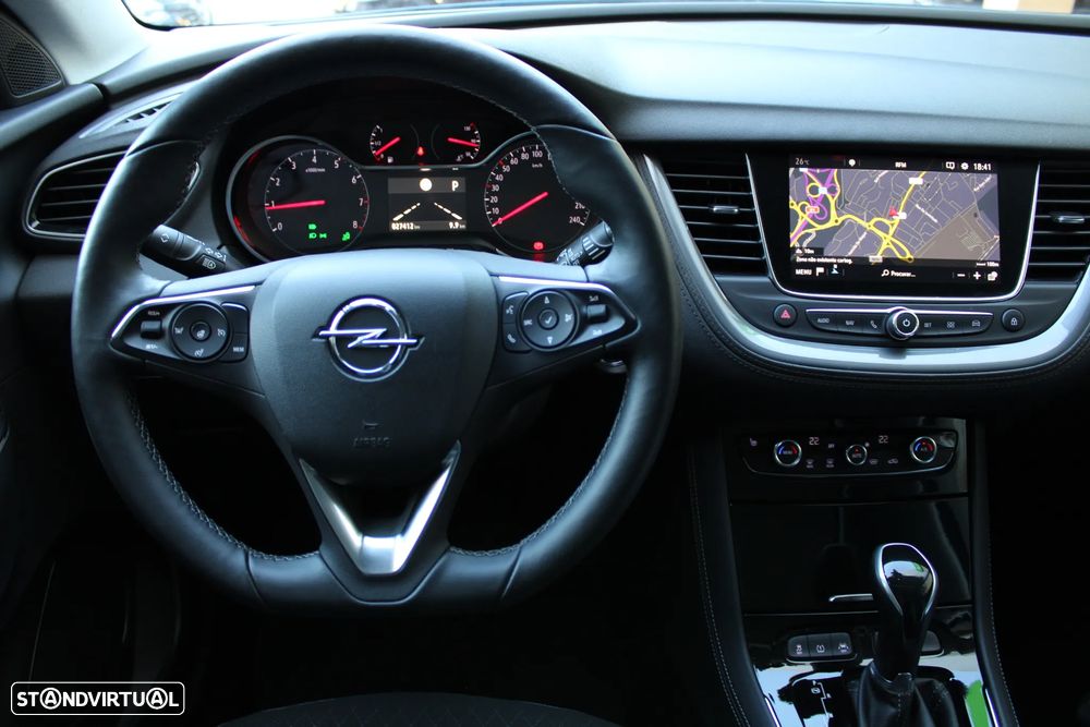 Opel Grandland X 1.2 T Ultimate AT - 44