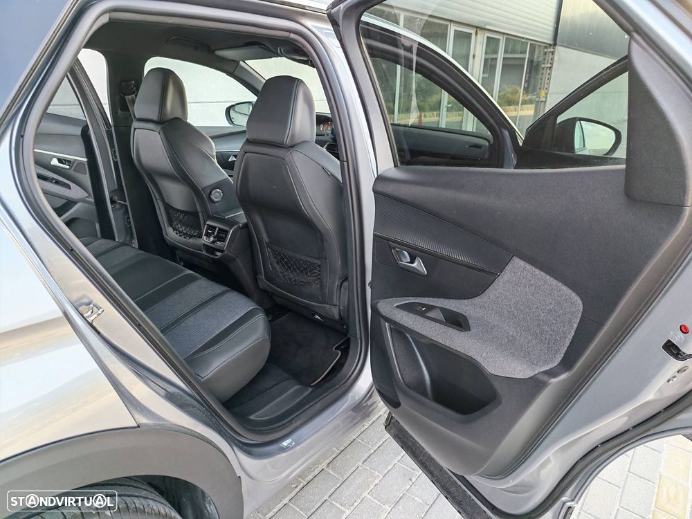 Peugeot 3008 BlueHDi 130 Stop & Start EAT8 Allure — fotografia 8