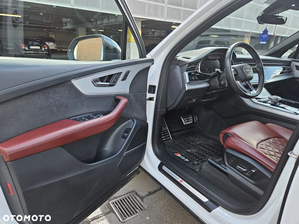 Audi SQ7 - 12