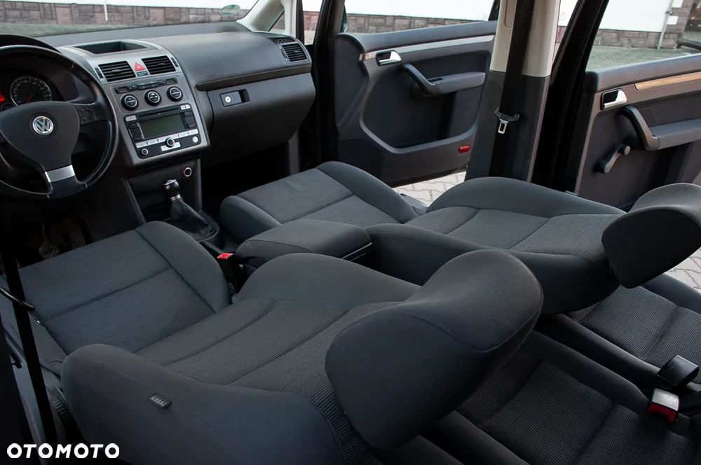Volkswagen Touran 1.9 TDI United - 27
