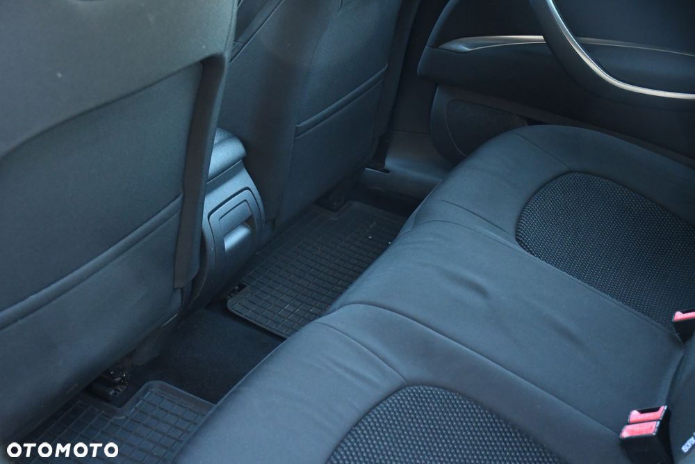 Citroën C5 1.6 HDi Attraction - 7