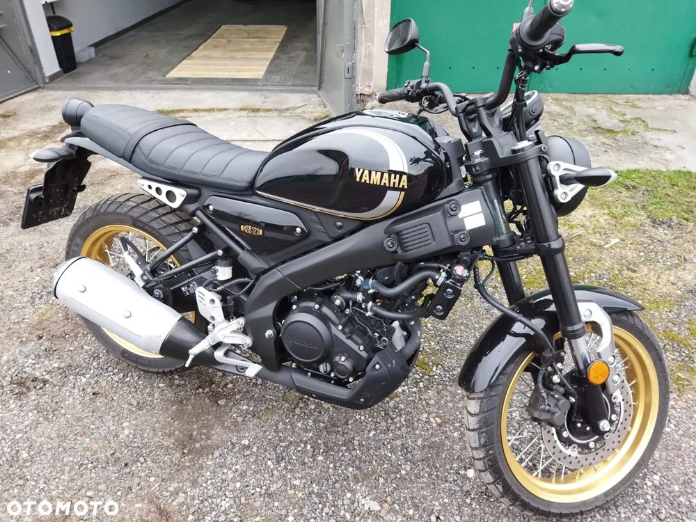 Yamaha XSR - 3