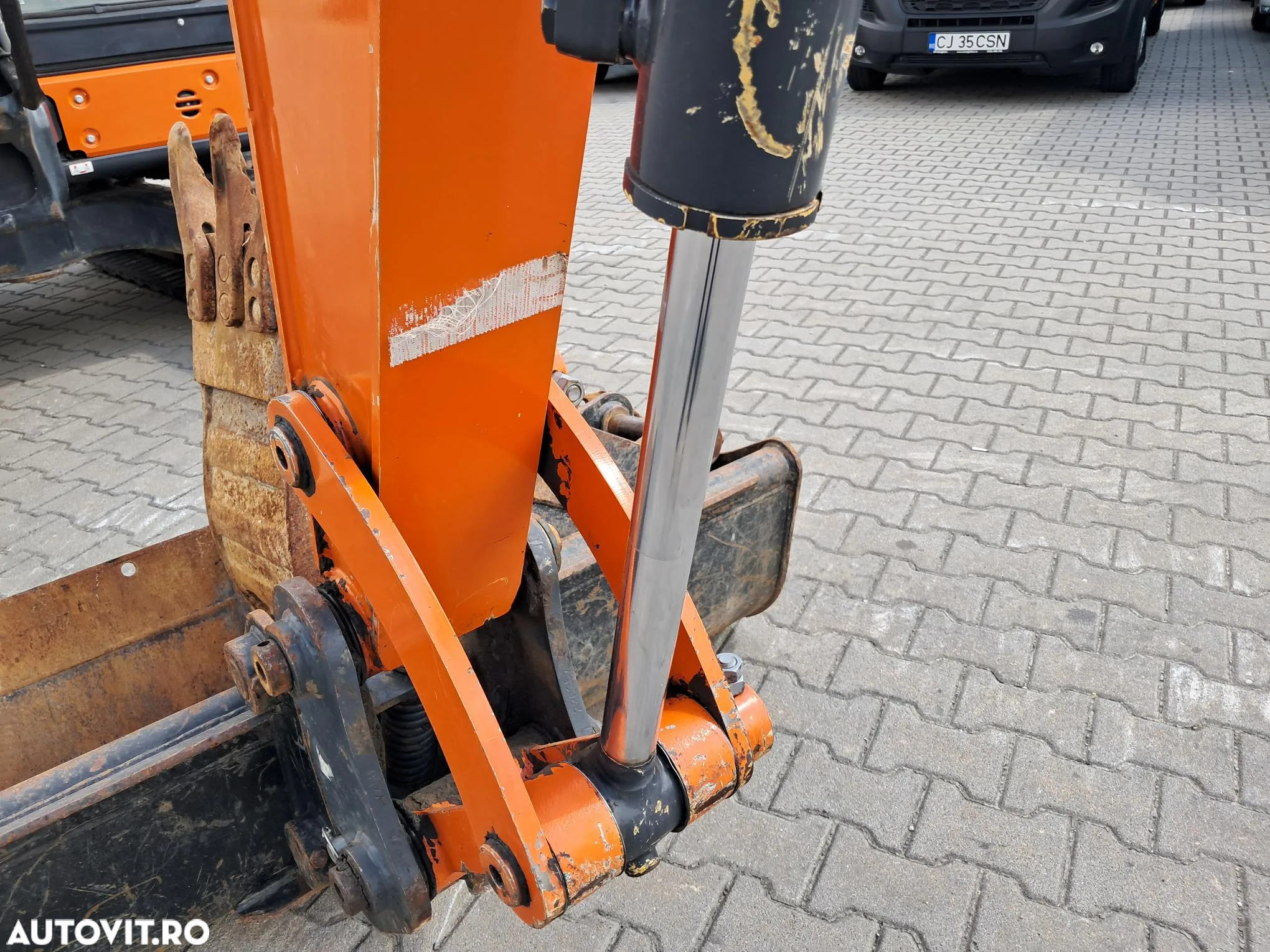 Hitachi ZX48U-6 ZAXIS 48U DOUA CUPE SI LAMA TIP BULDOZER - 8