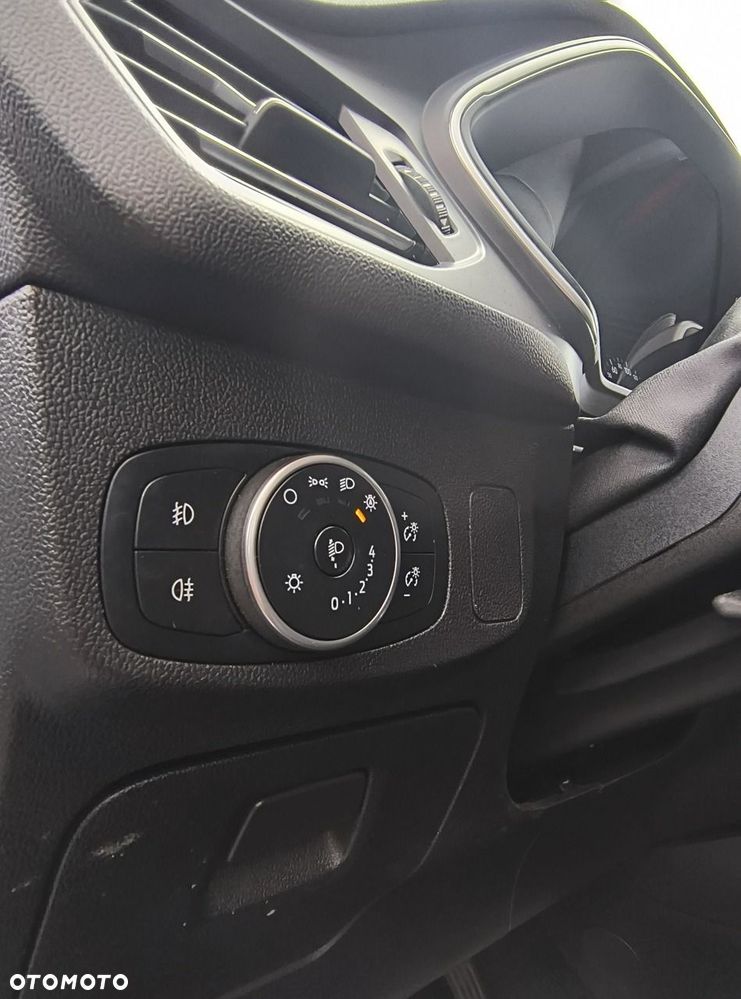 Ford Focus - 33
