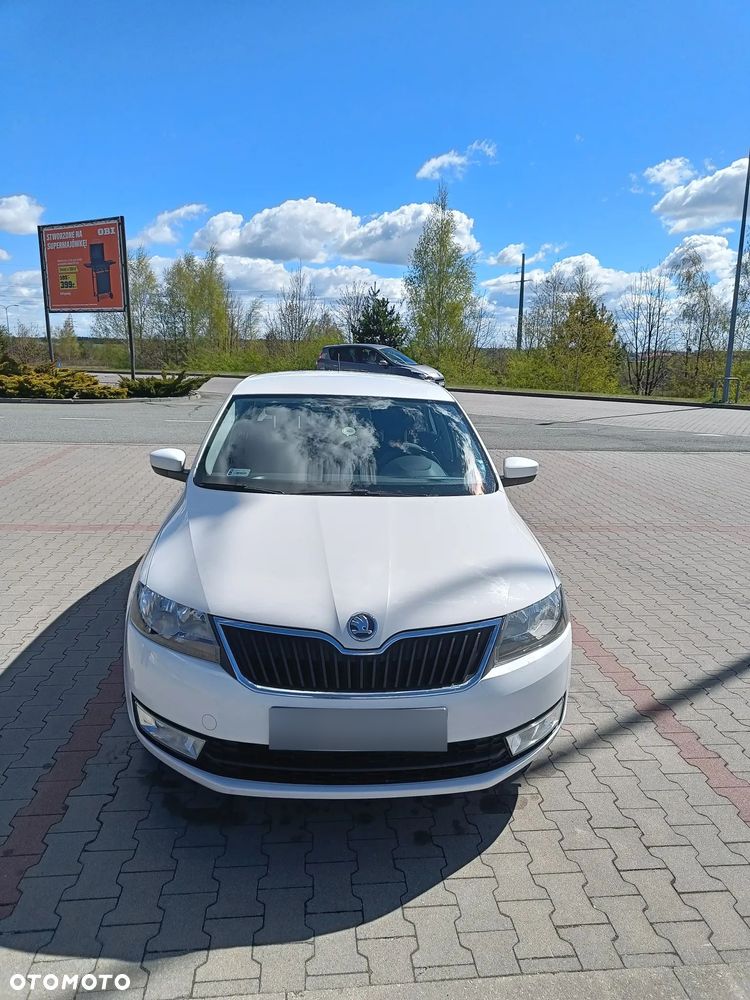 Skoda RAPID 1.2 TSI Ambition DSG - 3