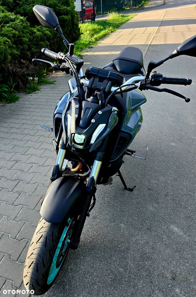 Yamaha MT - 16