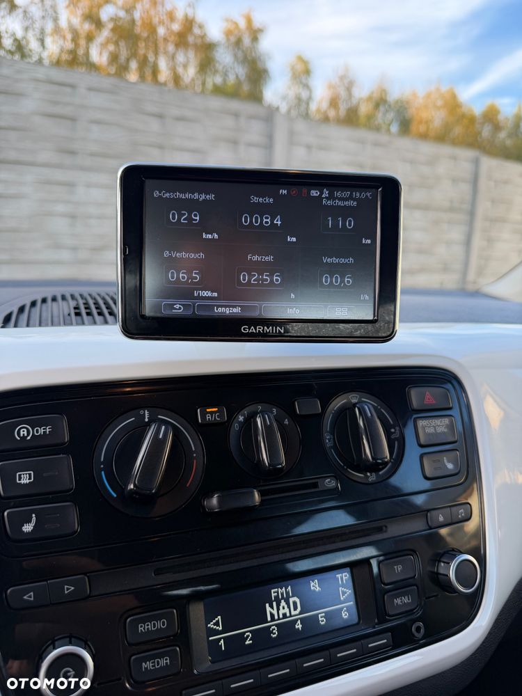 Volkswagen up! BlueMotion Technology high - 22