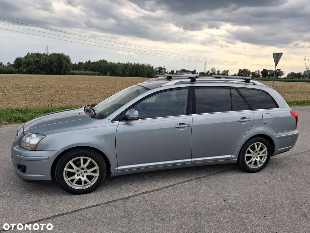 Toyota Avensis 2.0 D-4D Sol - 6