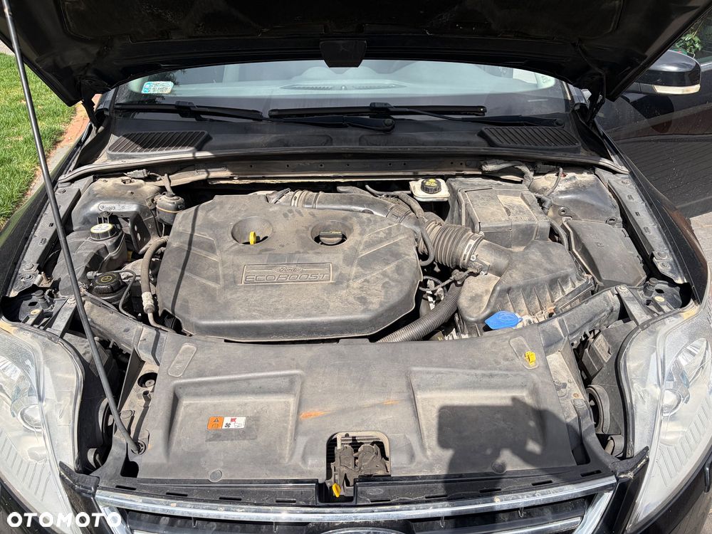 Ford Mondeo 2.0 EcoBoost Titanium - 38