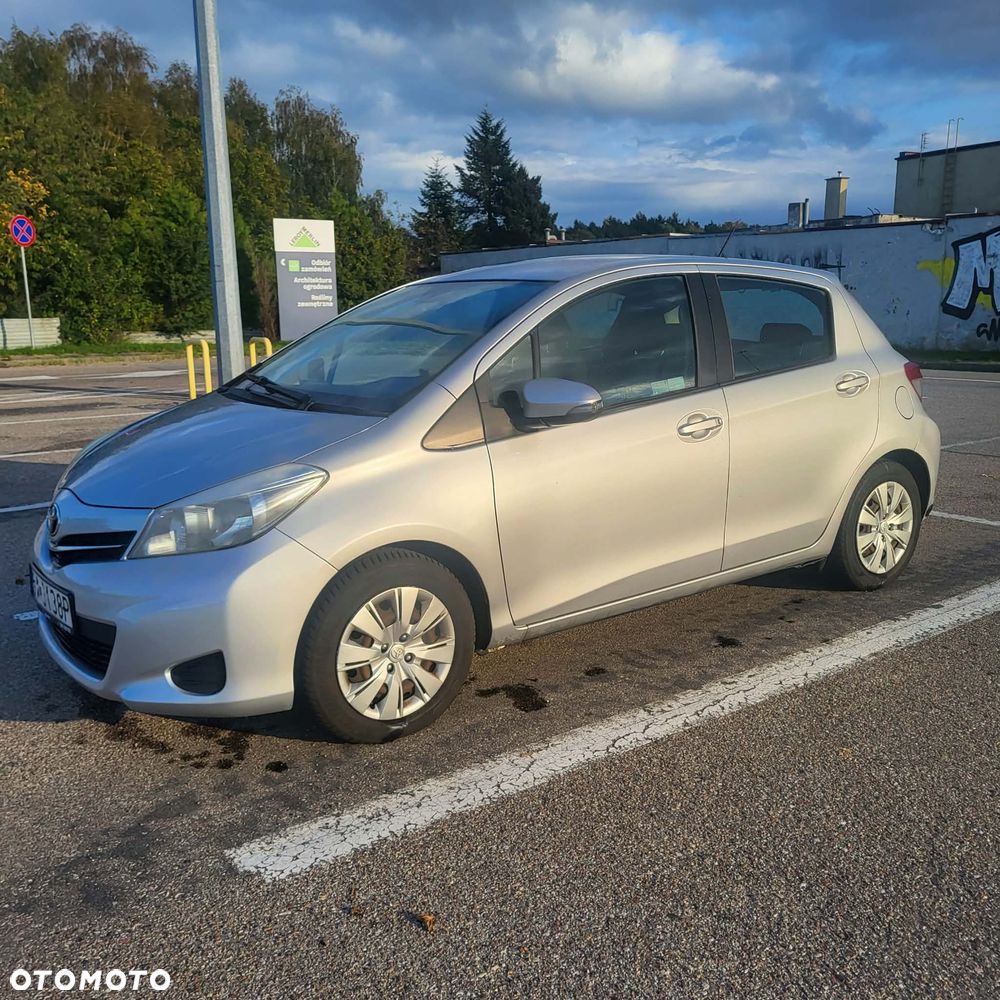 Toyota Yaris - 1