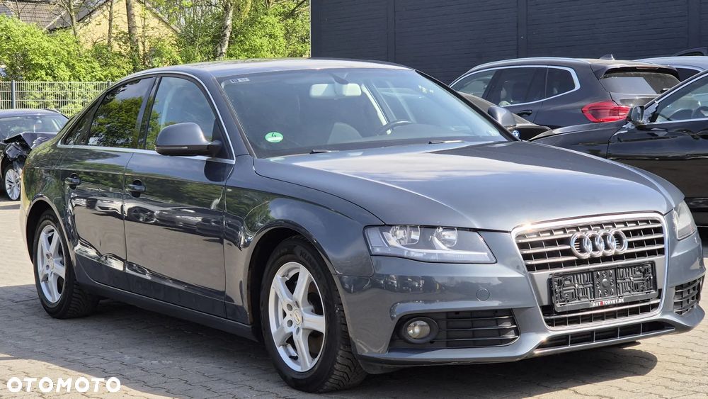 Audi A4 Limousine