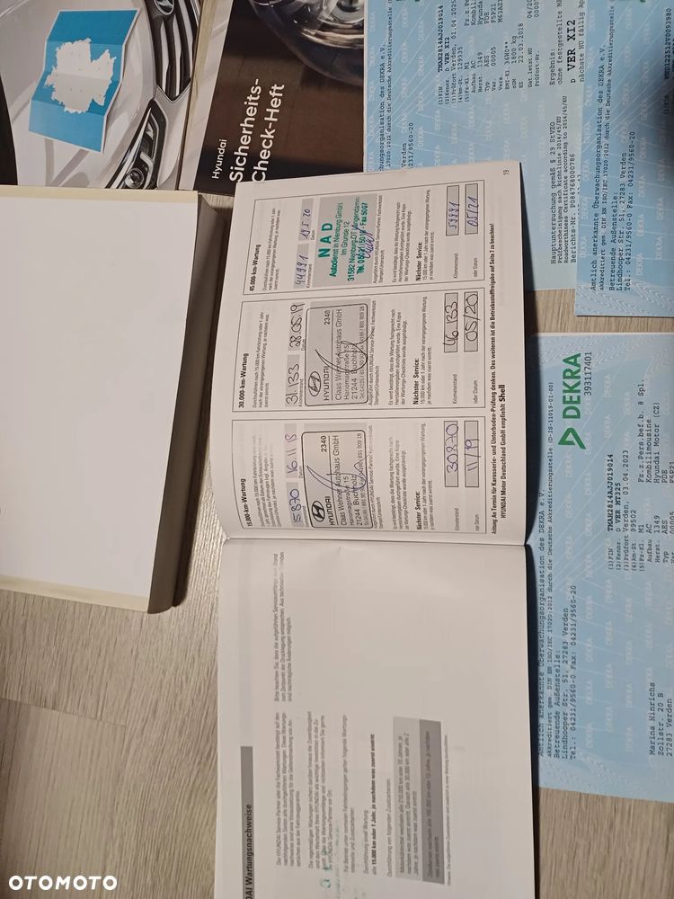 Hyundai i30 blue Kombi 1.4 - 37