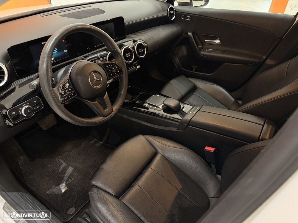 Mercedes-Benz A 250 e - 6
