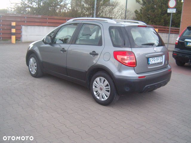 Fiat Sedici - 7