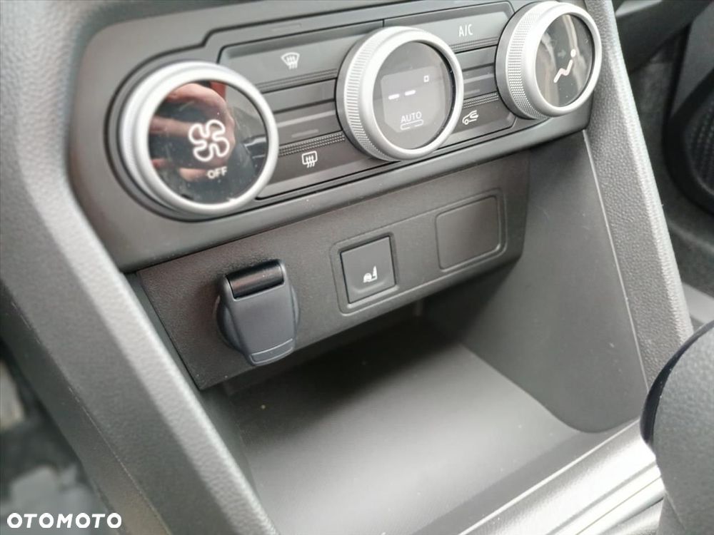 Dacia Jogger 1.6 Full Hybrid 140 Extreme MMT - 17