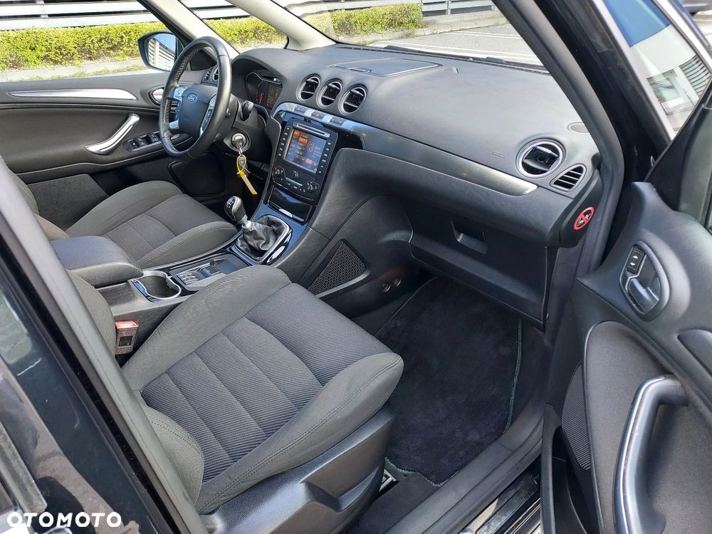 Ford S-Max 2.0 TDCi DPF Titanium - 18