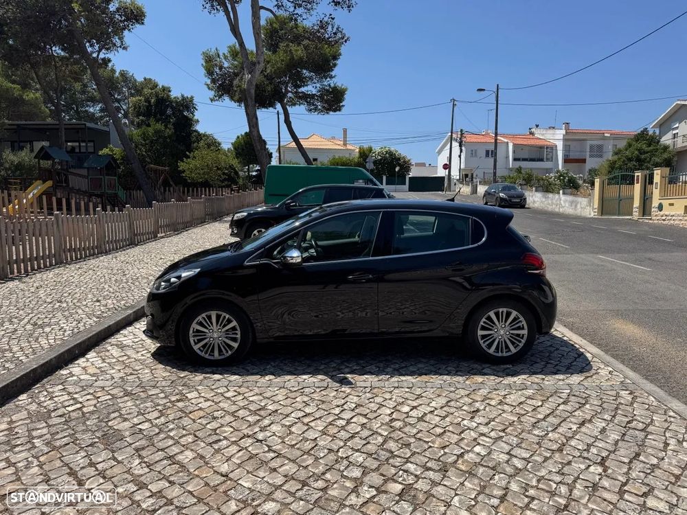 Peugeot 208 1.6 BlueHDi Allure - 3