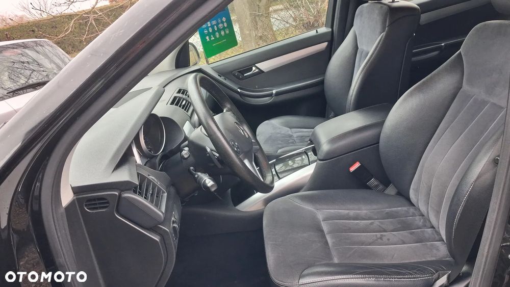 Mercedes-Benz Klasa R - 22