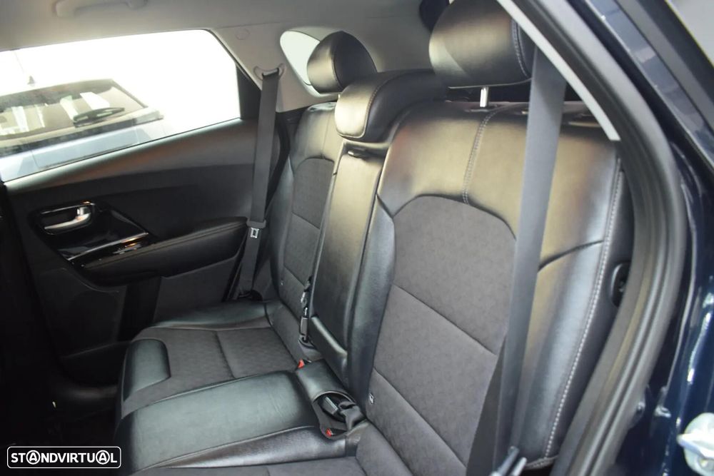 Kia Niro - 24