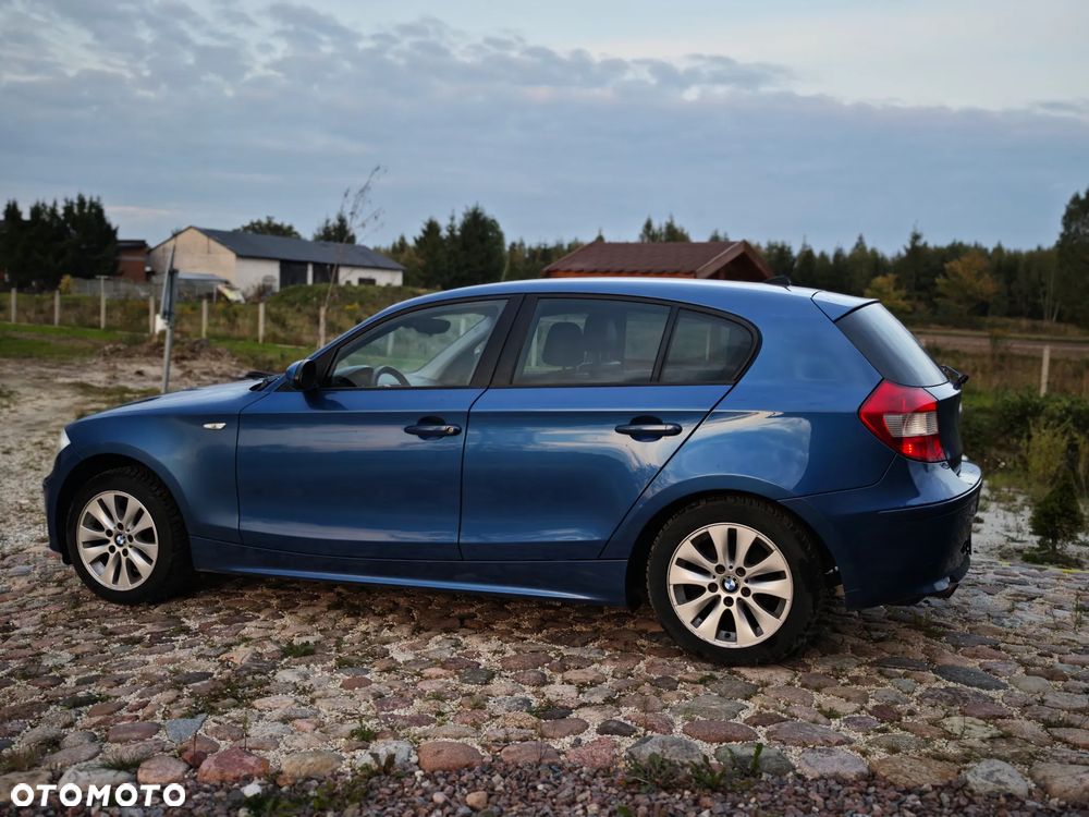 BMW X1 sDrive18i - 8