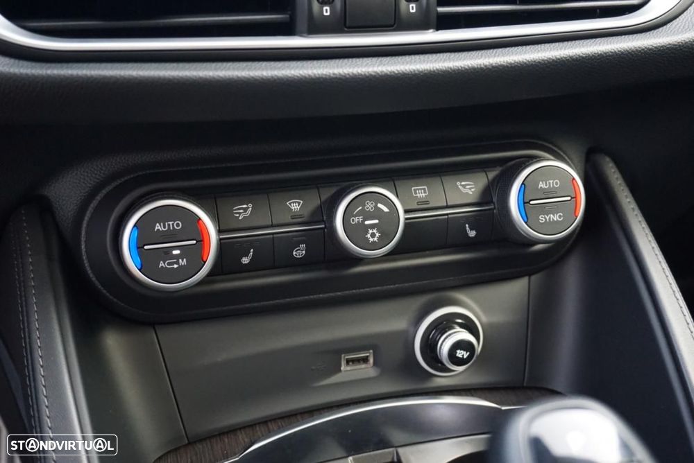 Alfa Romeo Stelvio 2.0 T Veloce TI Q4 AT8 - 42
