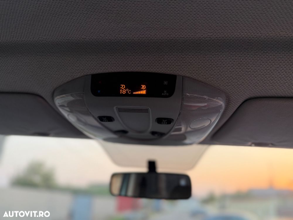 Mercedes-Benz Vito - 12