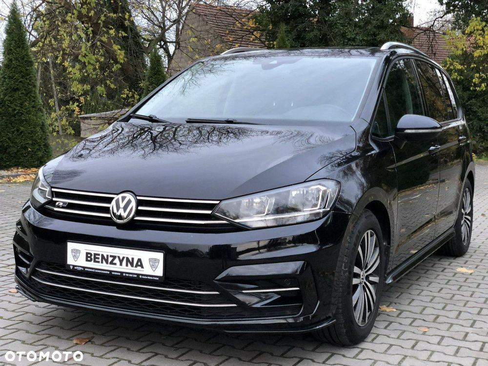 Volkswagen Touran - 1