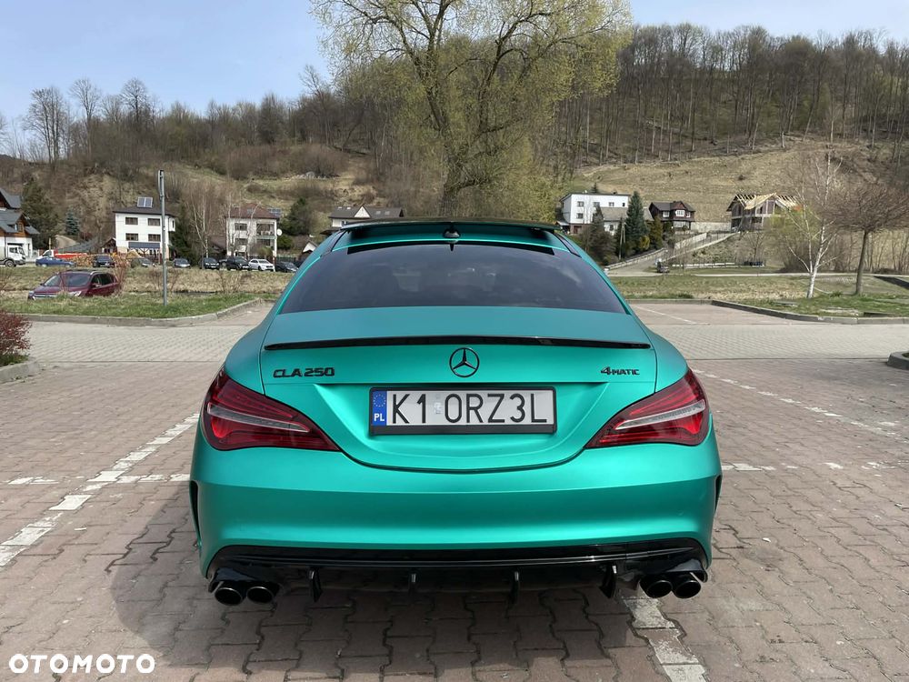 Mercedes-Benz CLA 250 4Matic 7G-DCT Sport - 5