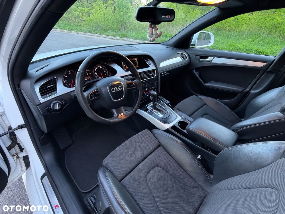 Audi A4 Avant - 13