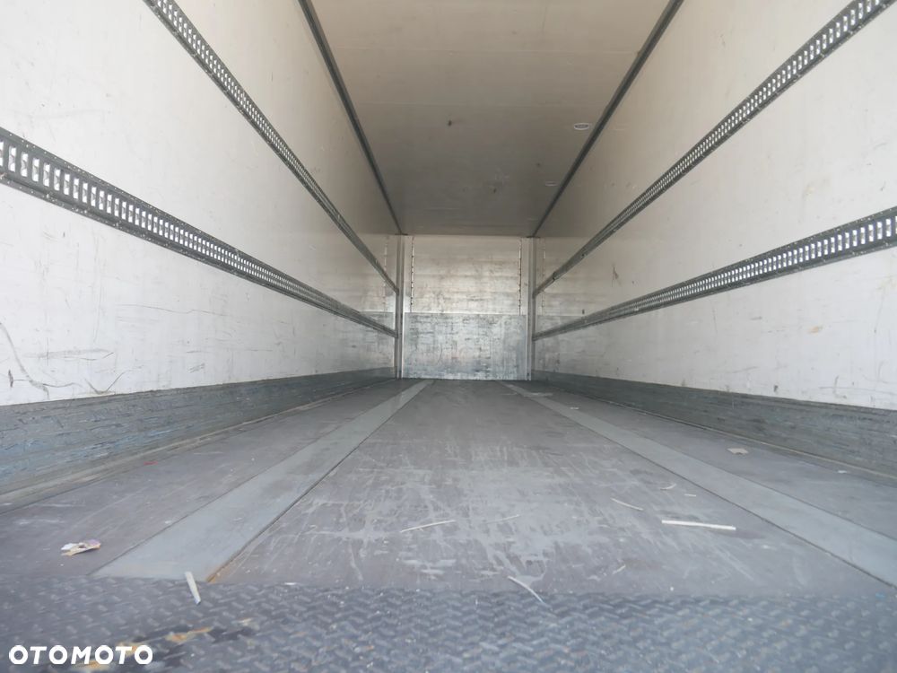 Kögel Koffer / Izoterma / TIP 564056 - 17