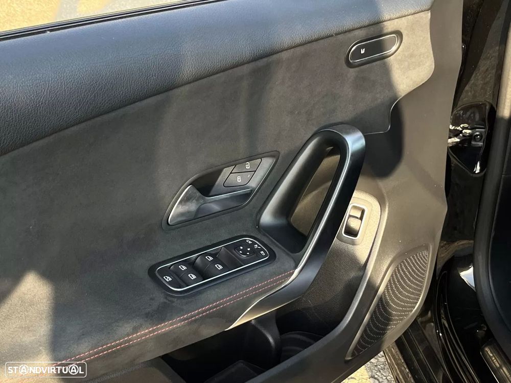 Mercedes-Benz A 180 Limousine d AMG Line Aut. - 30