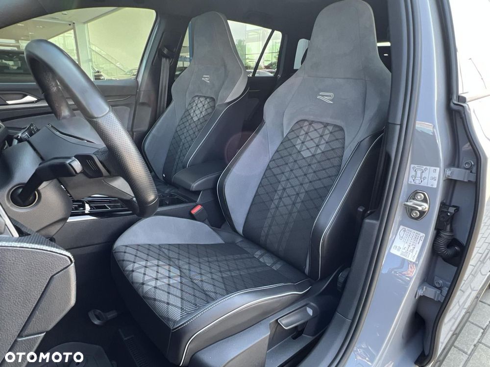 Volkswagen Golf 1.5 eTSI EVO R-Line DSG - 12