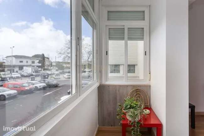 APARTAMENTO | 2 Quartos | 1 Casa de Banho | Renovado | Arrecadação | � - Grande imagem: 2/60