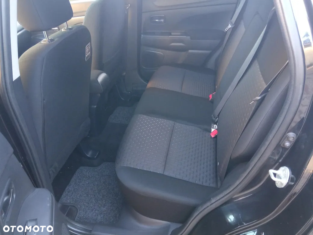 Mitsubishi ASX 1.6 2WD Comfort Edition - 12