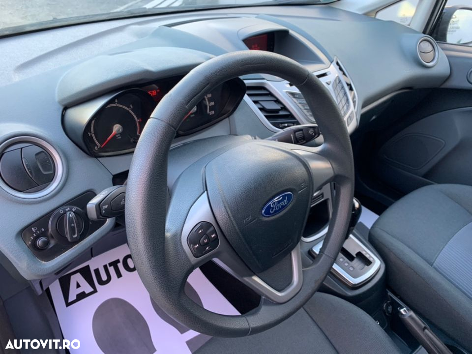 Ford Fiesta 1.4 Autom. Trend - 15