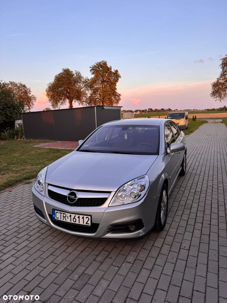 Opel Vectra 1.9 CDTI Cosmo - 1