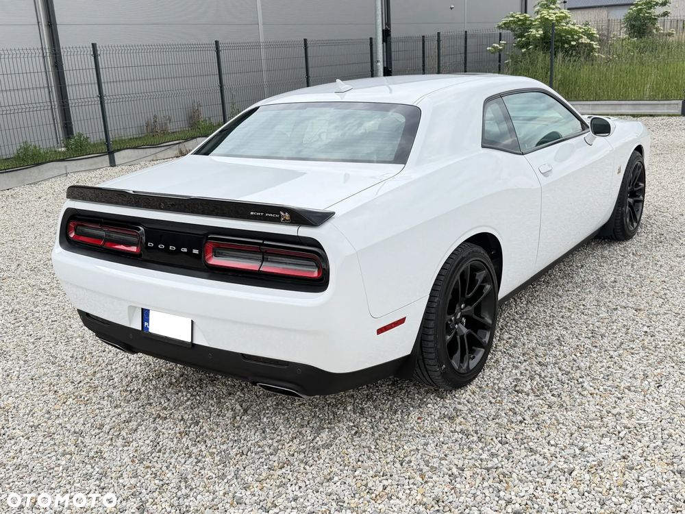 Dodge Challenger Automatik R/T Plus Scat Pack - 4
