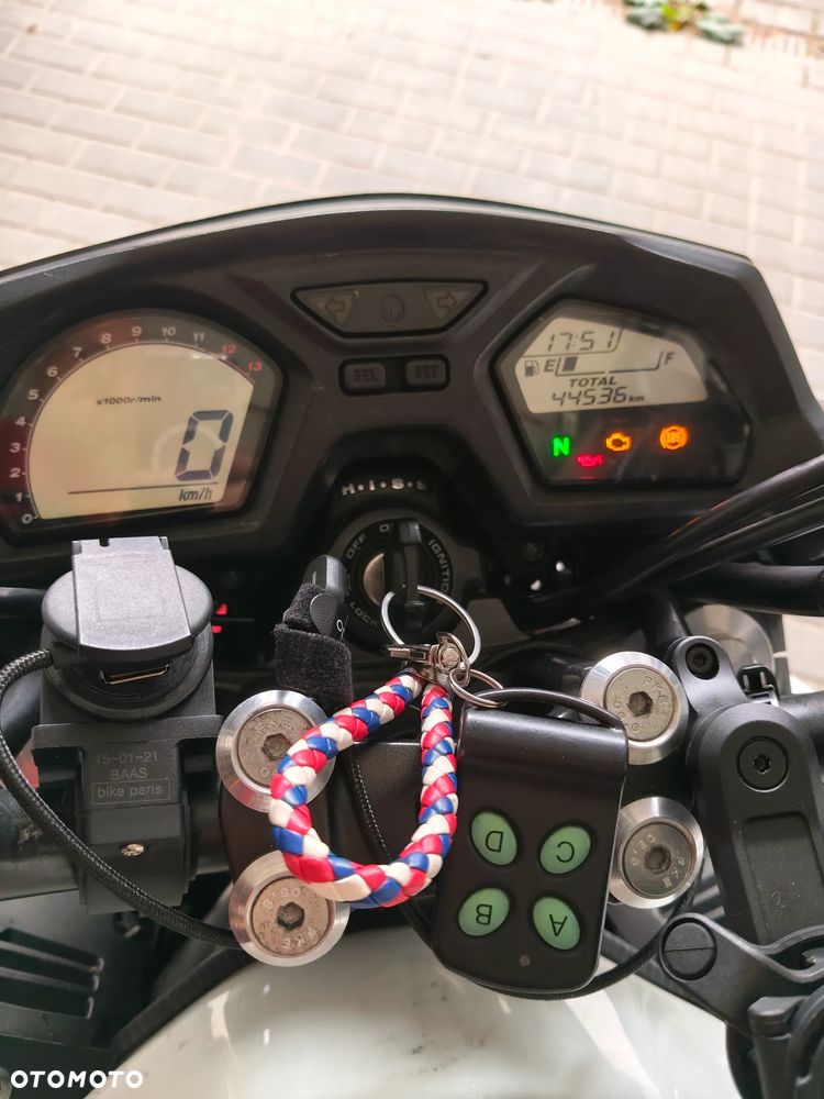Honda CB - 4