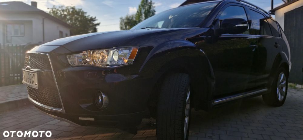 Mitsubishi Outlander 2.0 DID Intense + - 1