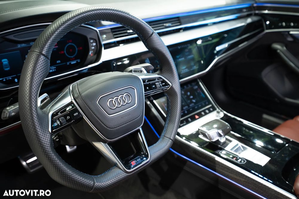 Audi S8 TFSI quattro tiptronic - 32