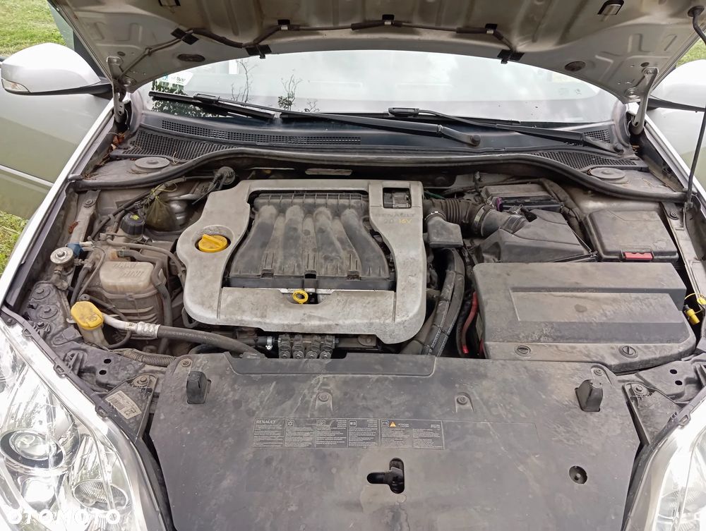 Renault Laguna 2.0 Privilege Etanol - 9