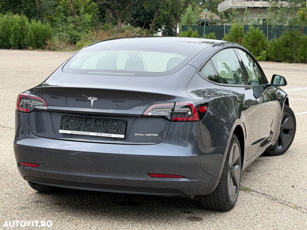 Tesla Model 3 - 14