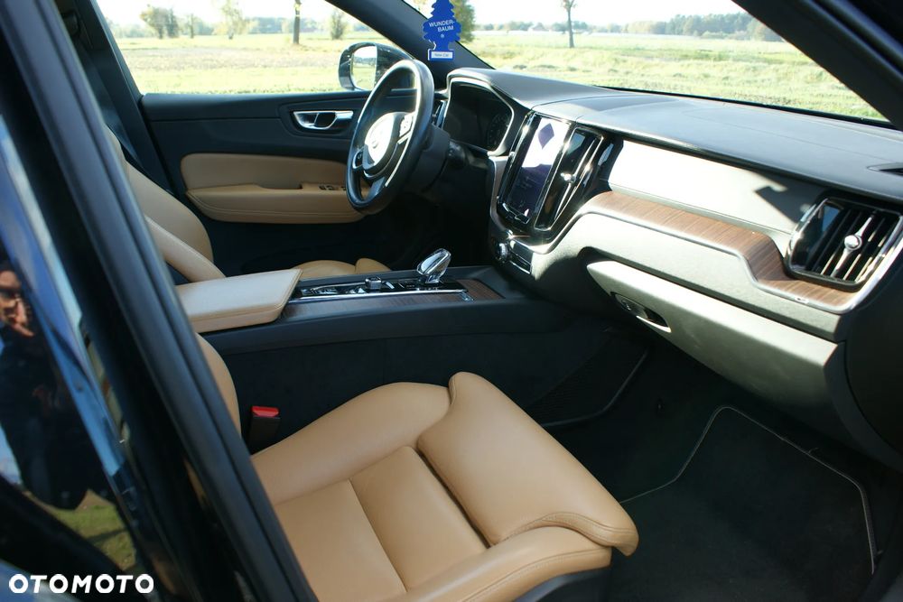 Volvo XC 60 B5 D AWD Geartronic Inscription - 20