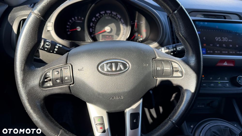 Kia Sportage 2.0 CVVT 2WD Spirit - 13