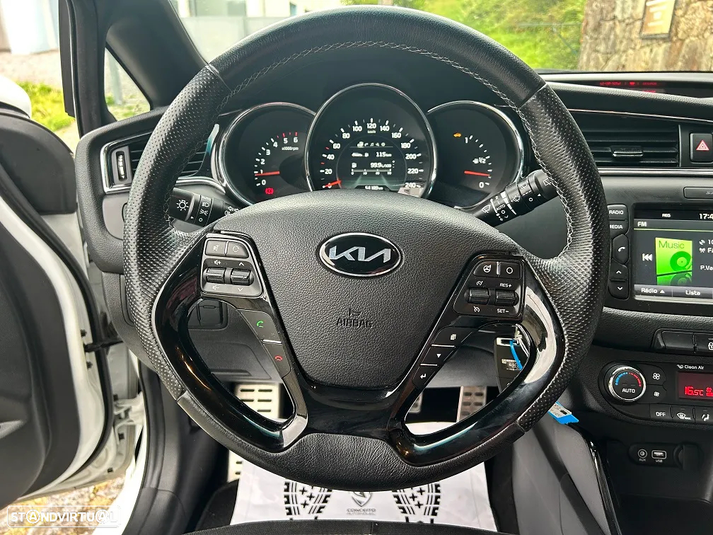 Kia Ceed S Coupé 1.6 CRDi GT Line - 23