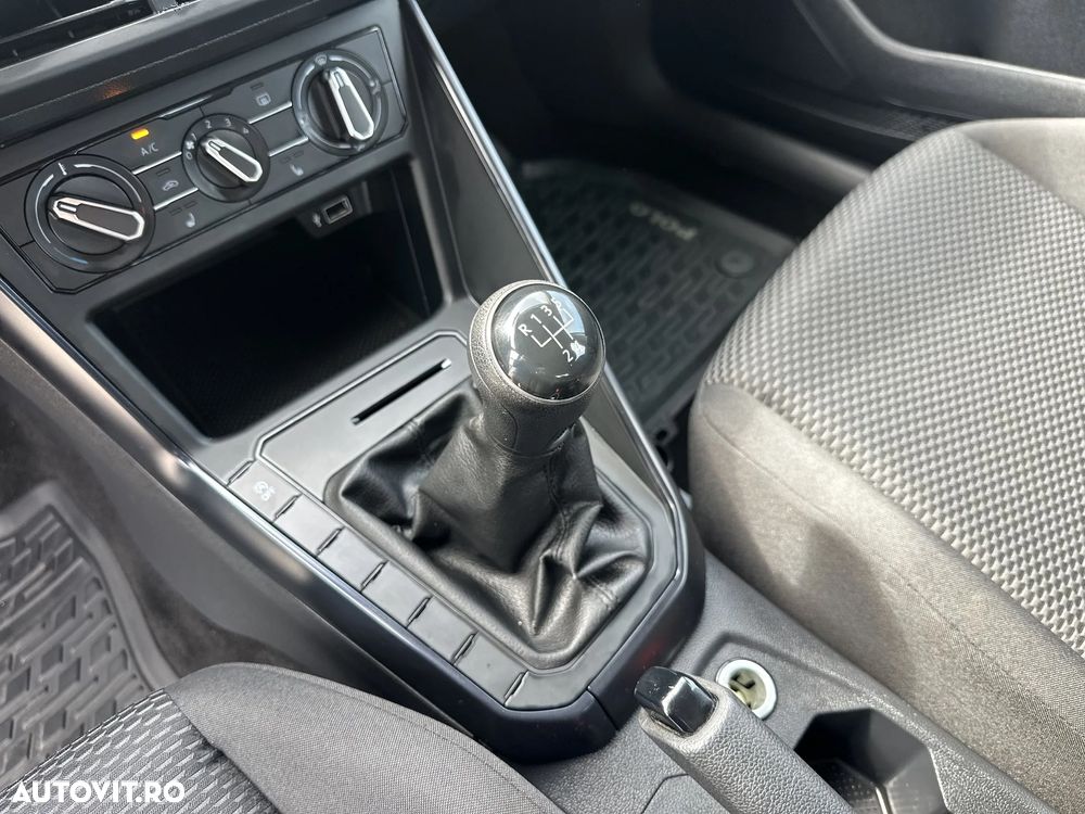 Volkswagen Polo - 18