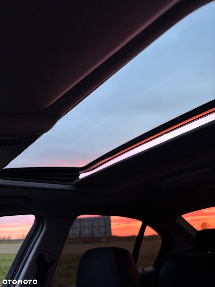 BMW Seria 3 320i - 13