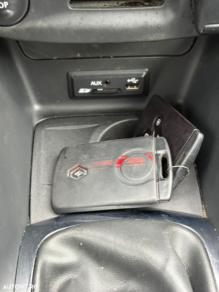 Renault Megane dCi 110 FAP Paris - 23