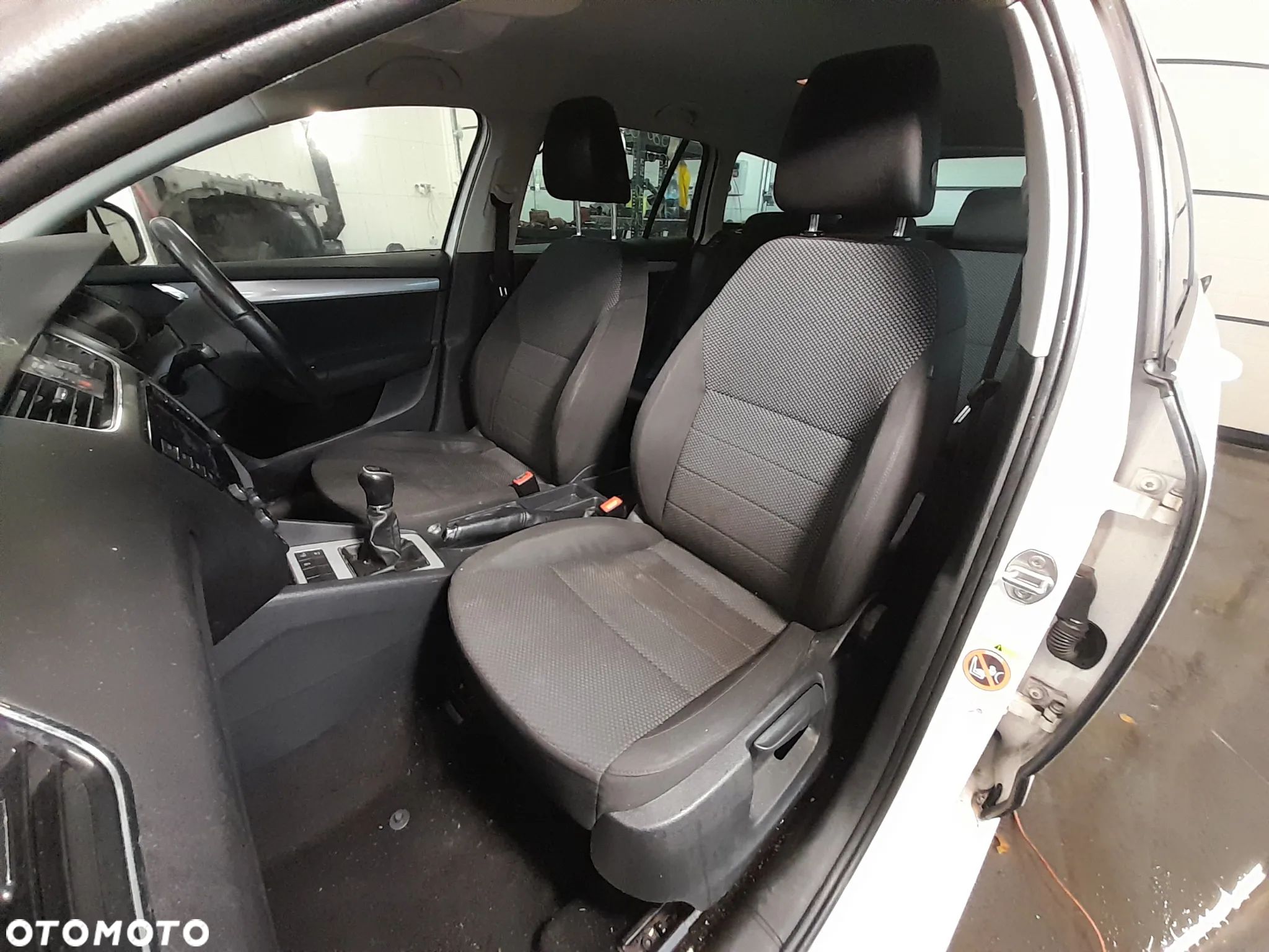 SKODA OCTAVIA III FOTELE KANAPA KOMPLET KOMBI - 1