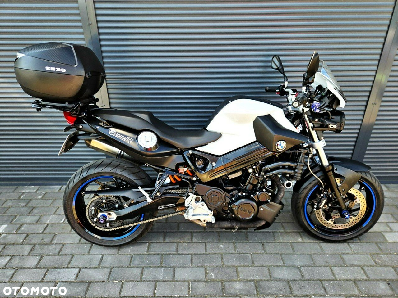 BMW F - 4